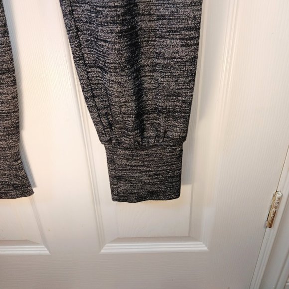 H&M Gray Maternity Athleisure Pants Sweatpants Women's Size XL - Picture 6 of 9